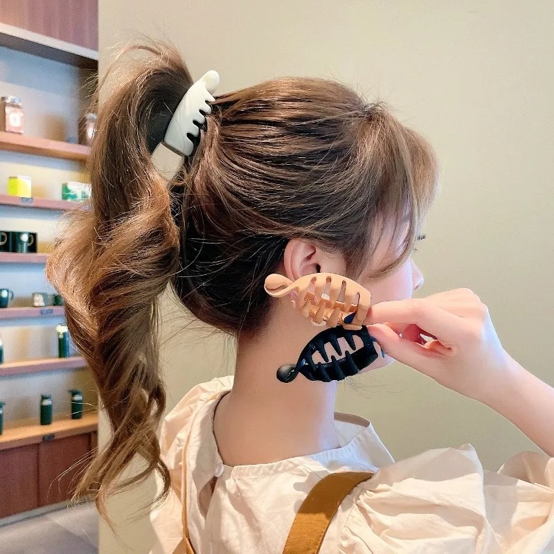 1/4 pièces Pince banane torsad - Phone Accessories On Top avis et prix
